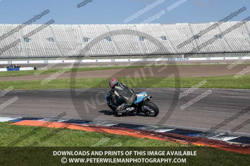 Rockingham no limits trackday;enduro digital images;event digital images;eventdigitalimages;no limits trackdays;peter wileman photography;racing digital images;rockingham raceway northamptonshire;rockingham trackday photographs;trackday digital images;trackday photos