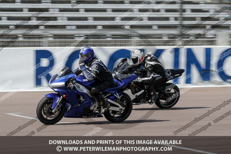 Rockingham no limits trackday;enduro digital images;event digital images;eventdigitalimages;no limits trackdays;peter wileman photography;racing digital images;rockingham raceway northamptonshire;rockingham trackday photographs;trackday digital images;trackday photos