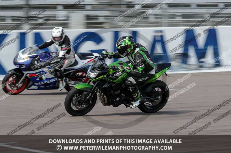 Rockingham no limits trackday;enduro digital images;event digital images;eventdigitalimages;no limits trackdays;peter wileman photography;racing digital images;rockingham raceway northamptonshire;rockingham trackday photographs;trackday digital images;trackday photos