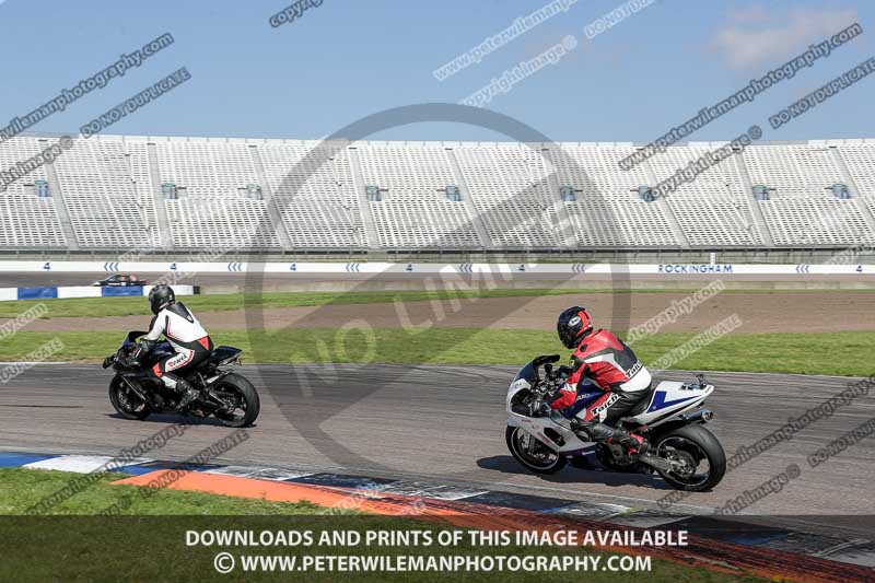 Rockingham no limits trackday;enduro digital images;event digital images;eventdigitalimages;no limits trackdays;peter wileman photography;racing digital images;rockingham raceway northamptonshire;rockingham trackday photographs;trackday digital images;trackday photos