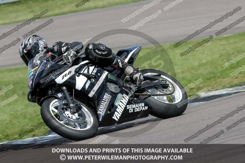 Rockingham no limits trackday;enduro digital images;event digital images;eventdigitalimages;no limits trackdays;peter wileman photography;racing digital images;rockingham raceway northamptonshire;rockingham trackday photographs;trackday digital images;trackday photos