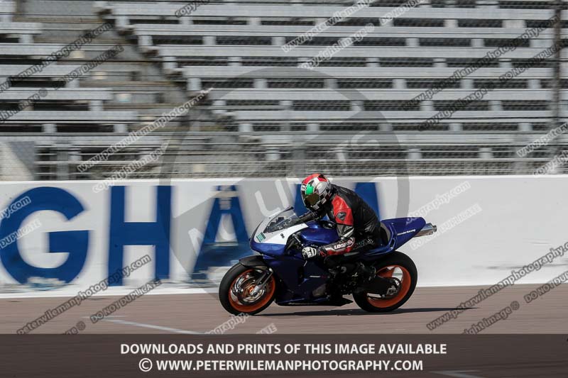 Rockingham no limits trackday;enduro digital images;event digital images;eventdigitalimages;no limits trackdays;peter wileman photography;racing digital images;rockingham raceway northamptonshire;rockingham trackday photographs;trackday digital images;trackday photos