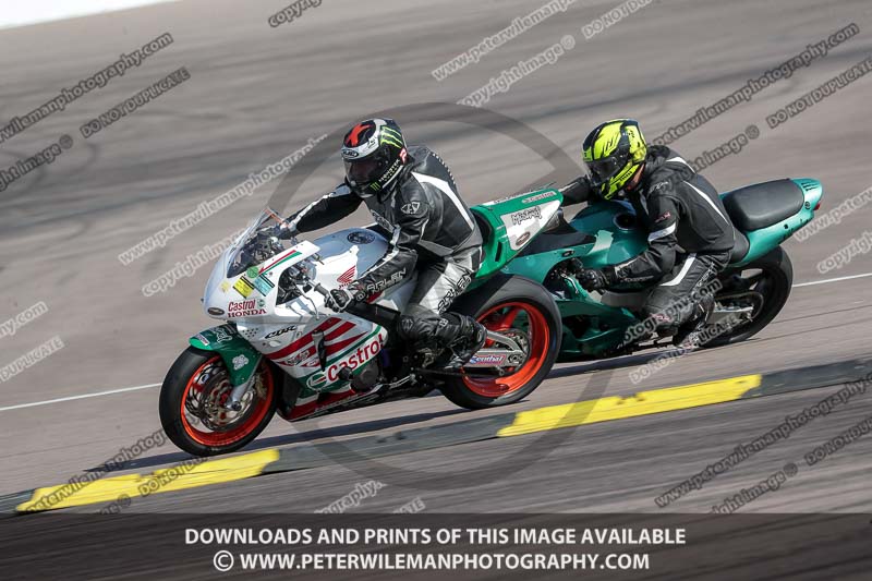 Rockingham no limits trackday;enduro digital images;event digital images;eventdigitalimages;no limits trackdays;peter wileman photography;racing digital images;rockingham raceway northamptonshire;rockingham trackday photographs;trackday digital images;trackday photos