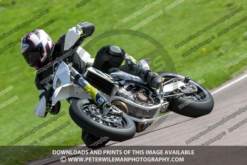 enduro digital images;event digital images;eventdigitalimages;lydden hill;lydden hill trackday photographs;lydden no limits trackday;lydden photographs;no limits trackdays;peter wileman photography;racing digital images;trackday digital images;trackday photos