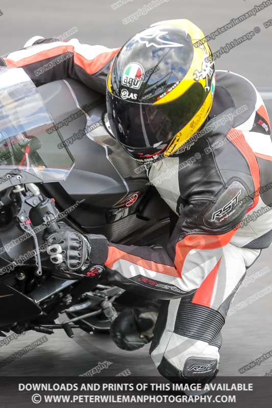 enduro digital images;event digital images;eventdigitalimages;lydden hill;lydden hill trackday photographs;lydden no limits trackday;lydden photographs;no limits trackdays;peter wileman photography;racing digital images;trackday digital images;trackday photos