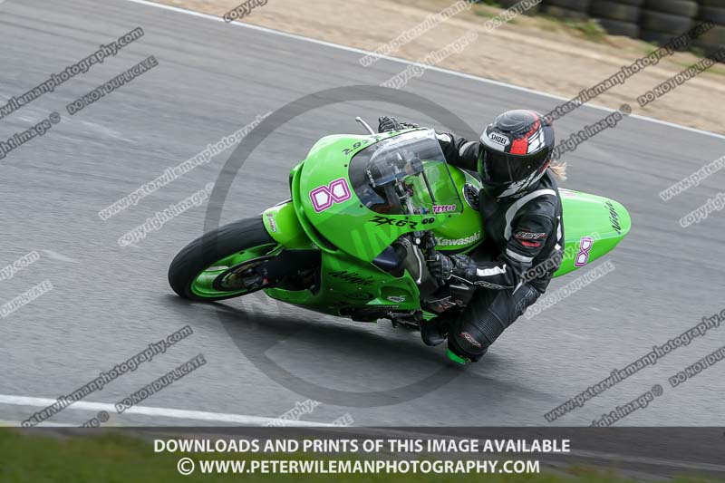 enduro digital images;event digital images;eventdigitalimages;lydden hill;lydden hill trackday photographs;lydden no limits trackday;lydden photographs;no limits trackdays;peter wileman photography;racing digital images;trackday digital images;trackday photos
