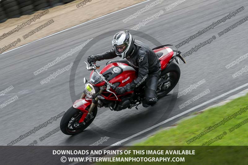 enduro digital images;event digital images;eventdigitalimages;lydden hill;lydden hill trackday photographs;lydden no limits trackday;lydden photographs;no limits trackdays;peter wileman photography;racing digital images;trackday digital images;trackday photos