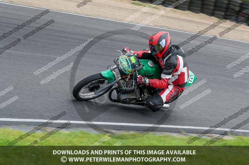 enduro digital images;event digital images;eventdigitalimages;lydden hill;lydden hill trackday photographs;lydden no limits trackday;lydden photographs;no limits trackdays;peter wileman photography;racing digital images;trackday digital images;trackday photos