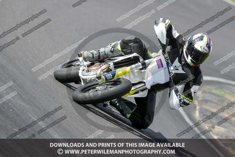 enduro digital images;event digital images;eventdigitalimages;lydden hill;lydden hill trackday photographs;lydden no limits trackday;lydden photographs;no limits trackdays;peter wileman photography;racing digital images;trackday digital images;trackday photos