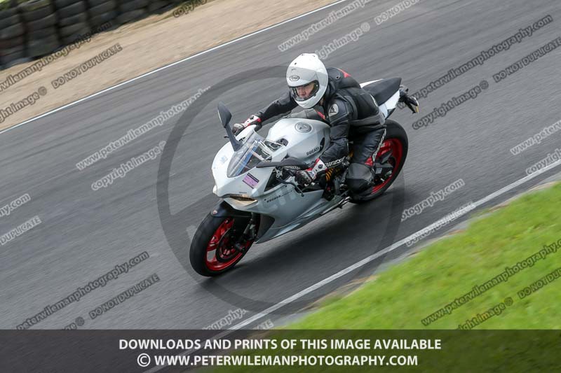 enduro digital images;event digital images;eventdigitalimages;lydden hill;lydden hill trackday photographs;lydden no limits trackday;lydden photographs;no limits trackdays;peter wileman photography;racing digital images;trackday digital images;trackday photos