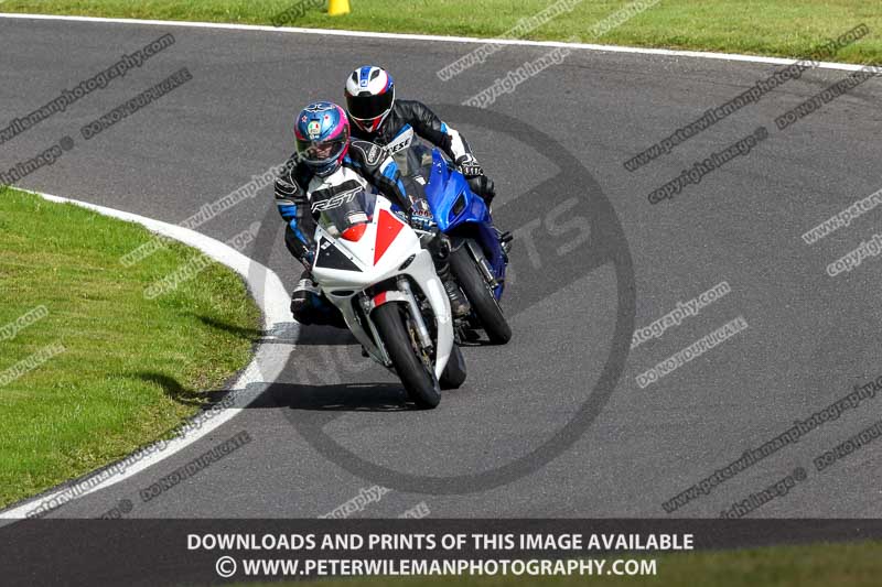 cadwell no limits trackday;cadwell park;cadwell park photographs;cadwell trackday photographs;enduro digital images;event digital images;eventdigitalimages;no limits trackdays;peter wileman photography;racing digital images;trackday digital images;trackday photos