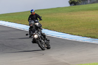 donington-no-limits-trackday;donington-park-photographs;donington-trackday-photographs;no-limits-trackdays;peter-wileman-photography;trackday-digital-images;trackday-photos