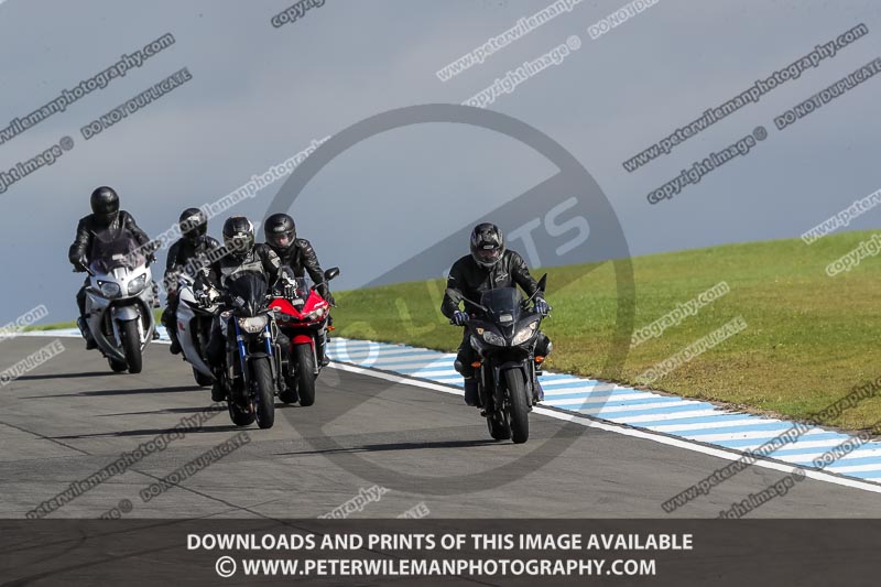 donington no limits trackday;donington park photographs;donington trackday photographs;no limits trackdays;peter wileman photography;trackday digital images;trackday photos