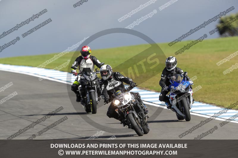 donington no limits trackday;donington park photographs;donington trackday photographs;no limits trackdays;peter wileman photography;trackday digital images;trackday photos