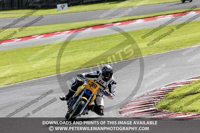 anglesey;brands hatch;cadwell park;croft;donington park;enduro digital images;event digital images;eventdigitalimages;mallory;no limits;oulton park;peter wileman photography;racing digital images;silverstone;snetterton;trackday digital images;trackday photos;vmcc banbury run;welsh 2 day enduro