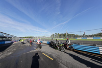 donington-no-limits-trackday;donington-park-photographs;donington-trackday-photographs;no-limits-trackdays;peter-wileman-photography;trackday-digital-images;trackday-photos