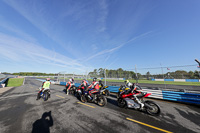 donington-no-limits-trackday;donington-park-photographs;donington-trackday-photographs;no-limits-trackdays;peter-wileman-photography;trackday-digital-images;trackday-photos