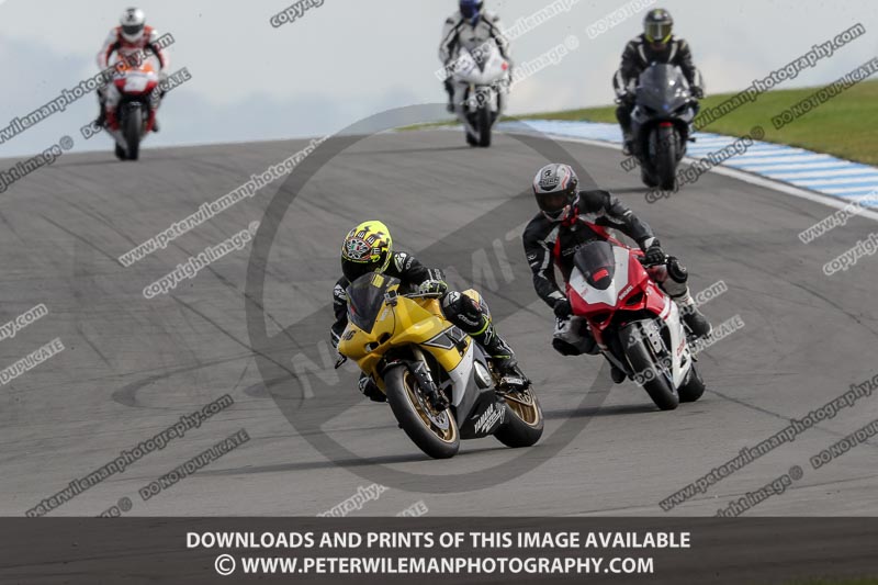 donington no limits trackday;donington park photographs;donington trackday photographs;no limits trackdays;peter wileman photography;trackday digital images;trackday photos