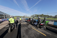 donington-no-limits-trackday;donington-park-photographs;donington-trackday-photographs;no-limits-trackdays;peter-wileman-photography;trackday-digital-images;trackday-photos