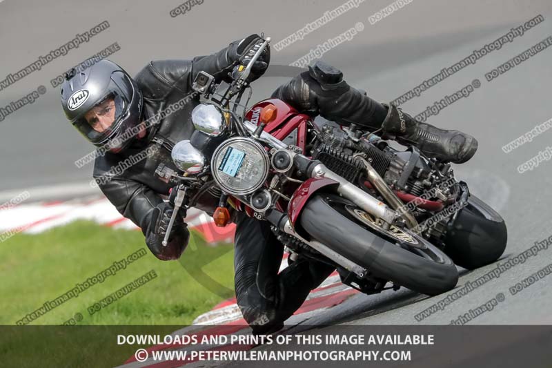 anglesey;brands hatch;cadwell park;croft;donington park;enduro digital images;event digital images;eventdigitalimages;mallory;no limits;oulton park;peter wileman photography;racing digital images;silverstone;snetterton;trackday digital images;trackday photos;vmcc banbury run;welsh 2 day enduro