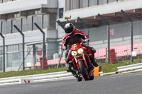 brands-hatch-photographs;brands-no-limits-trackday;cadwell-trackday-photographs;enduro-digital-images;event-digital-images;eventdigitalimages;no-limits-trackdays;peter-wileman-photography;racing-digital-images;trackday-digital-images;trackday-photos