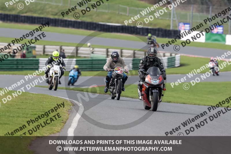 enduro digital images;event digital images;eventdigitalimages;mallory park;mallory park photographs;mallory park trackday;mallory park trackday photographs;no limits trackdays;peter wileman photography;racing digital images;trackday digital images;trackday photos