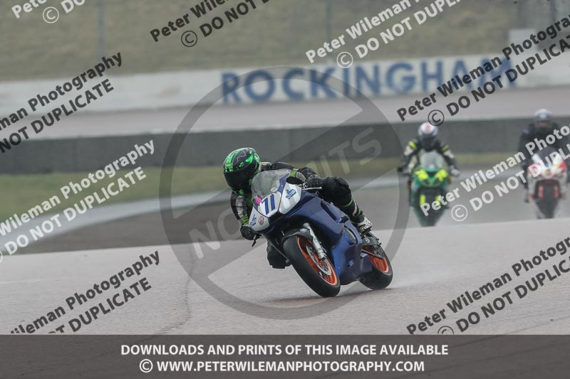 Rockingham no limits trackday;enduro digital images;event digital images;eventdigitalimages;no limits trackdays;peter wileman photography;racing digital images;rockingham raceway northamptonshire;rockingham trackday photographs;trackday digital images;trackday photos