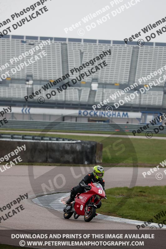 Rockingham no limits trackday;enduro digital images;event digital images;eventdigitalimages;no limits trackdays;peter wileman photography;racing digital images;rockingham raceway northamptonshire;rockingham trackday photographs;trackday digital images;trackday photos