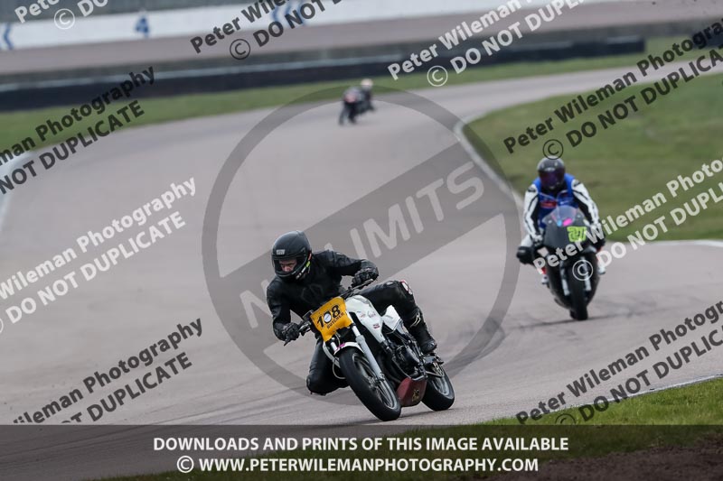 Rockingham no limits trackday;enduro digital images;event digital images;eventdigitalimages;no limits trackdays;peter wileman photography;racing digital images;rockingham raceway northamptonshire;rockingham trackday photographs;trackday digital images;trackday photos
