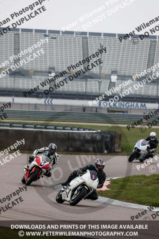 Rockingham no limits trackday;enduro digital images;event digital images;eventdigitalimages;no limits trackdays;peter wileman photography;racing digital images;rockingham raceway northamptonshire;rockingham trackday photographs;trackday digital images;trackday photos