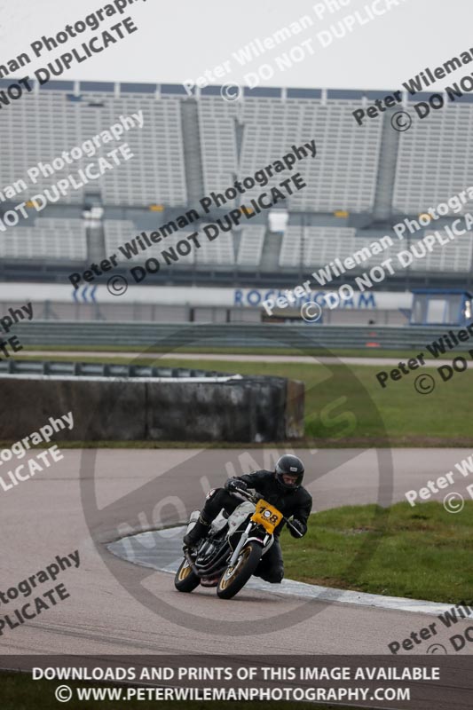 Rockingham no limits trackday;enduro digital images;event digital images;eventdigitalimages;no limits trackdays;peter wileman photography;racing digital images;rockingham raceway northamptonshire;rockingham trackday photographs;trackday digital images;trackday photos