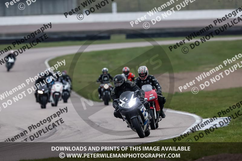 Rockingham no limits trackday;enduro digital images;event digital images;eventdigitalimages;no limits trackdays;peter wileman photography;racing digital images;rockingham raceway northamptonshire;rockingham trackday photographs;trackday digital images;trackday photos
