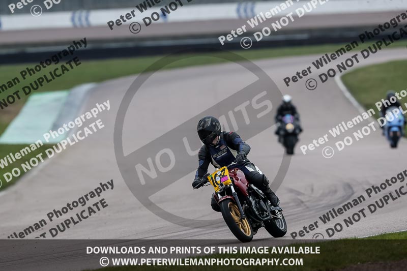 Rockingham no limits trackday;enduro digital images;event digital images;eventdigitalimages;no limits trackdays;peter wileman photography;racing digital images;rockingham raceway northamptonshire;rockingham trackday photographs;trackday digital images;trackday photos