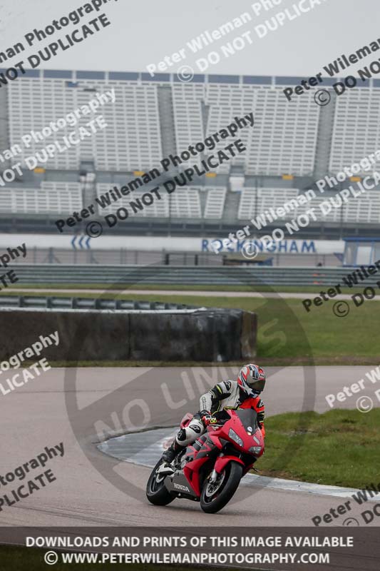 Rockingham no limits trackday;enduro digital images;event digital images;eventdigitalimages;no limits trackdays;peter wileman photography;racing digital images;rockingham raceway northamptonshire;rockingham trackday photographs;trackday digital images;trackday photos