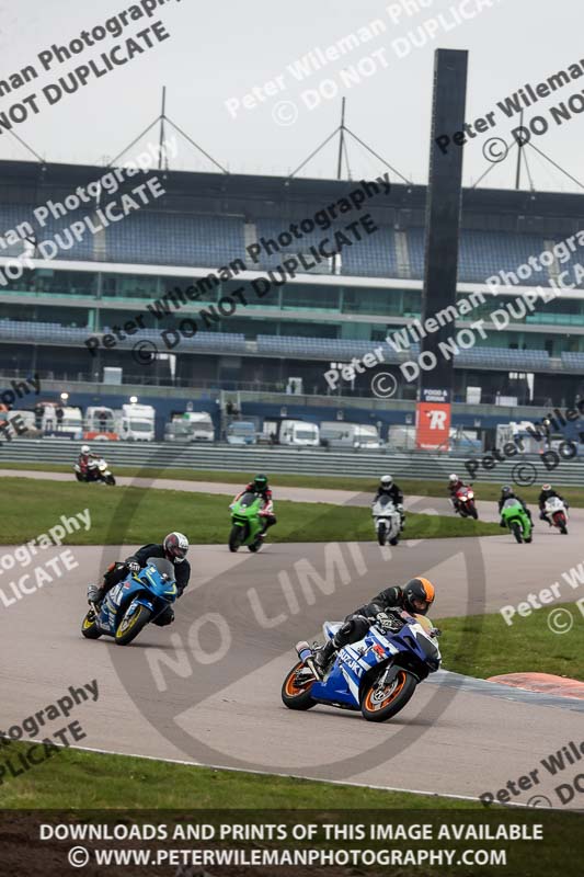 Rockingham no limits trackday;enduro digital images;event digital images;eventdigitalimages;no limits trackdays;peter wileman photography;racing digital images;rockingham raceway northamptonshire;rockingham trackday photographs;trackday digital images;trackday photos