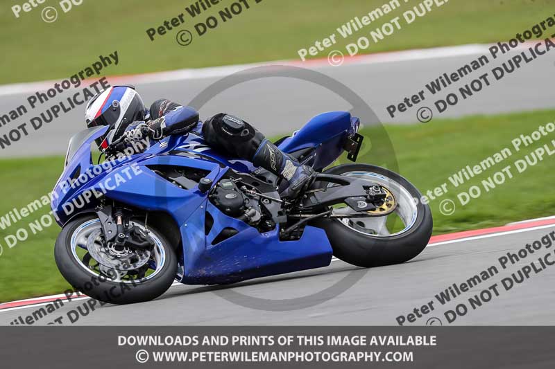 donington no limits trackday;donington park photographs;donington trackday photographs;no limits trackdays;peter wileman photography;trackday digital images;trackday photos