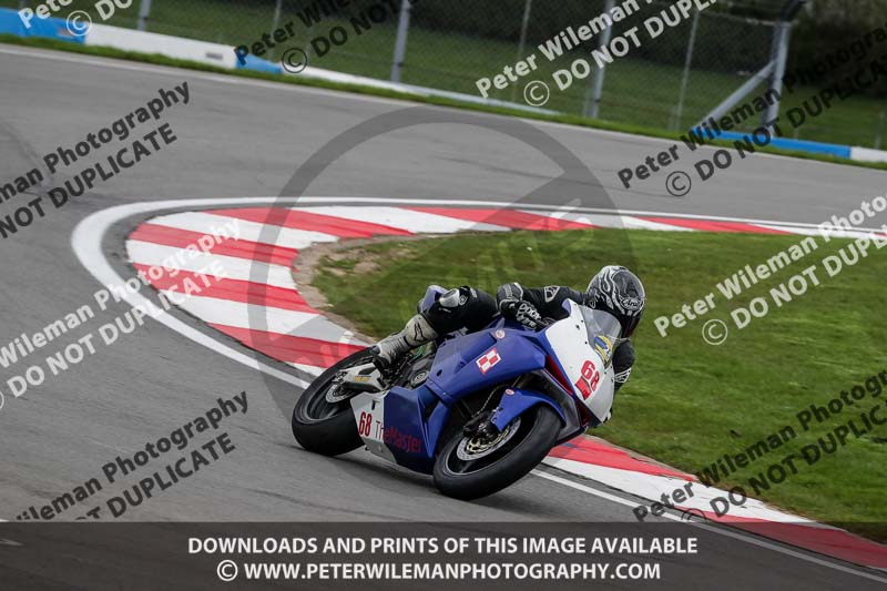 donington no limits trackday;donington park photographs;donington trackday photographs;no limits trackdays;peter wileman photography;trackday digital images;trackday photos