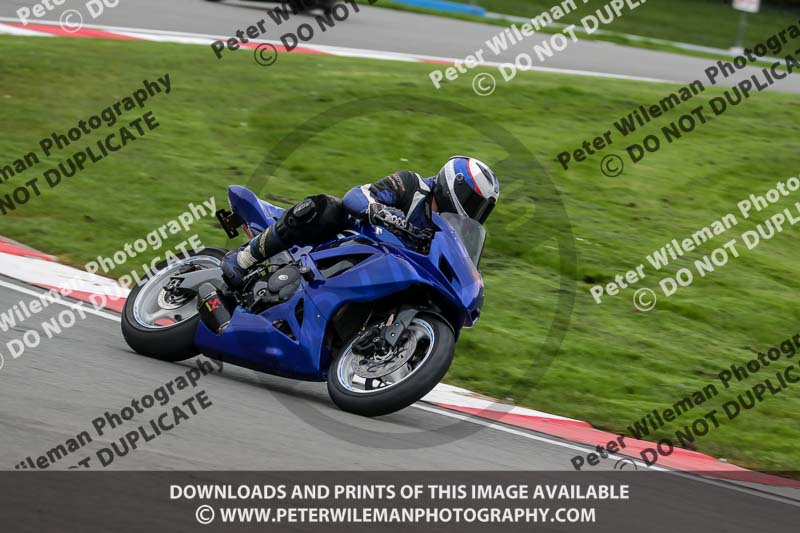donington no limits trackday;donington park photographs;donington trackday photographs;no limits trackdays;peter wileman photography;trackday digital images;trackday photos