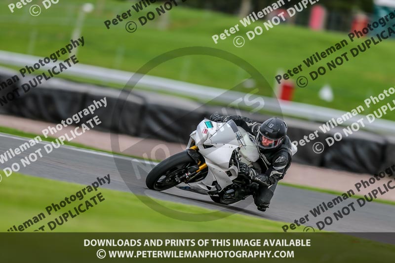 PJM Photography;anglesey;brands hatch;cadwell park;croft;donington park;enduro digital images;event digital images;eventdigitalimages;mallory;no limits;oltonpark April 2018;oulton park;peter wileman photography;racing digital images;silverstone;snetterton;trackday digital images;trackday photos;vmcc banbury run;welsh 2 day enduro
