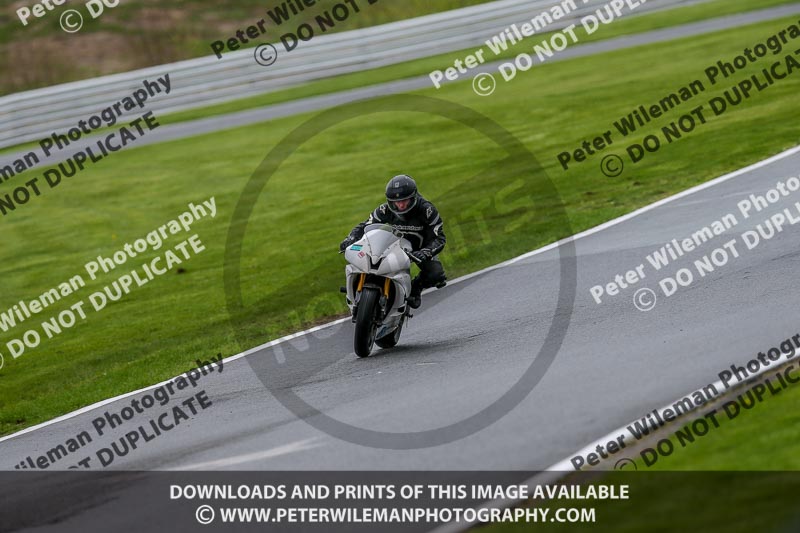 PJM Photography;anglesey;brands hatch;cadwell park;croft;donington park;enduro digital images;event digital images;eventdigitalimages;mallory;no limits;oltonpark April 2018;oulton park;peter wileman photography;racing digital images;silverstone;snetterton;trackday digital images;trackday photos;vmcc banbury run;welsh 2 day enduro