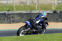 brands-hatch-photographs;brands-no-limits-trackday;cadwell-trackday-photographs;enduro-digital-images;event-digital-images;eventdigitalimages;no-limits-trackdays;peter-wileman-photography;racing-digital-images;trackday-digital-images;trackday-photos