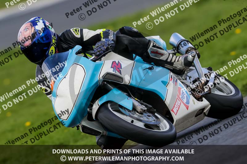 cadwell no limits trackday;cadwell park;cadwell park photographs;cadwell trackday photographs;enduro digital images;event digital images;eventdigitalimages;no limits trackdays;peter wileman photography;racing digital images;trackday digital images;trackday photos