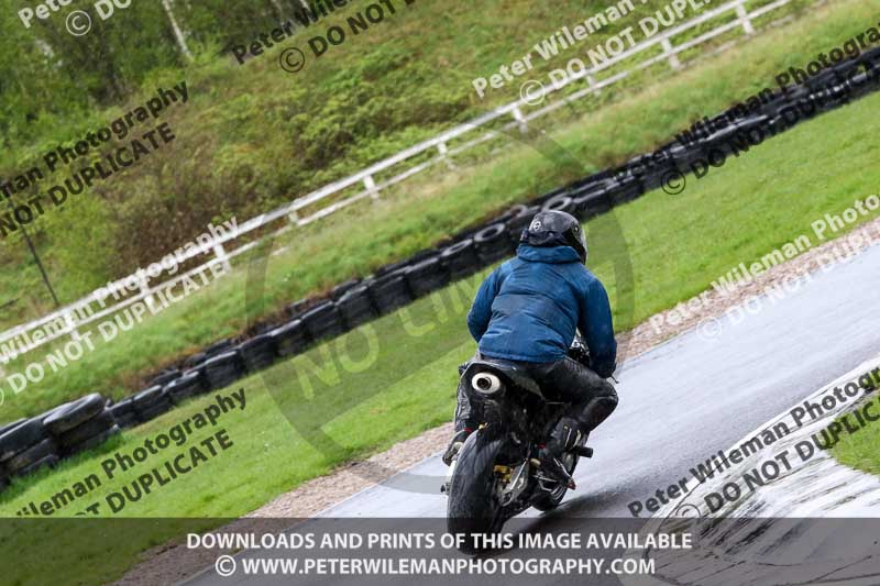 Three Sisters;Three Sisters photographs;Three Sisters trackday photographs;enduro digital images;event digital images;eventdigitalimages;lydden no limits trackday;no limits trackdays;peter wileman photography;racing digital images;trackday digital images;trackday photos