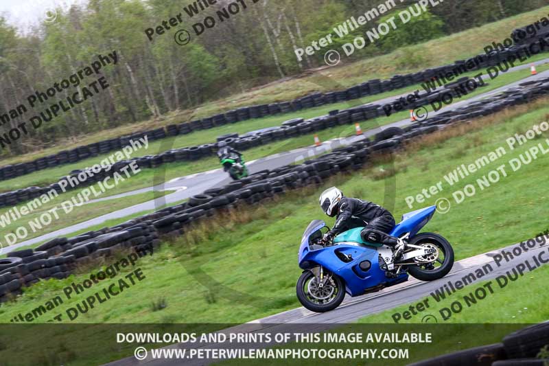 Three Sisters;Three Sisters photographs;Three Sisters trackday photographs;enduro digital images;event digital images;eventdigitalimages;lydden no limits trackday;no limits trackdays;peter wileman photography;racing digital images;trackday digital images;trackday photos