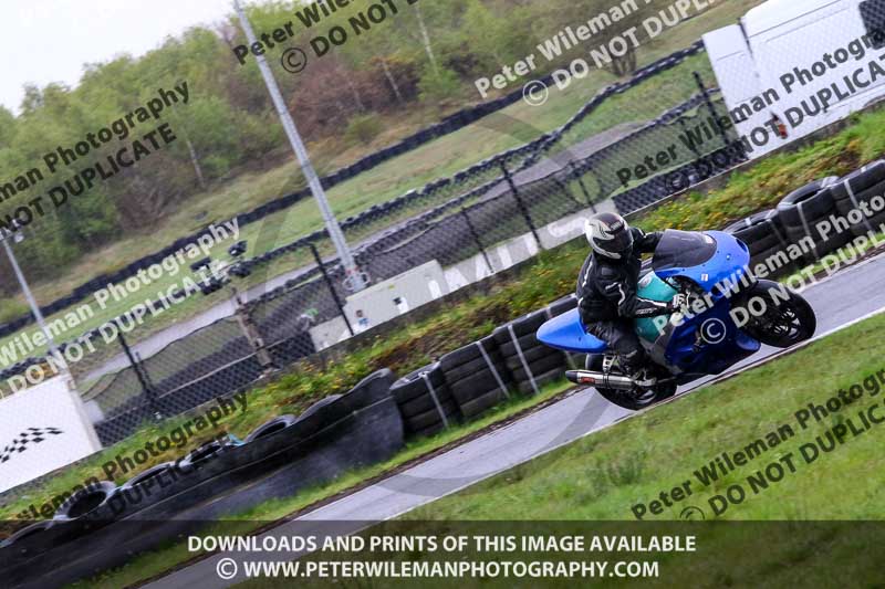 Three Sisters;Three Sisters photographs;Three Sisters trackday photographs;enduro digital images;event digital images;eventdigitalimages;lydden no limits trackday;no limits trackdays;peter wileman photography;racing digital images;trackday digital images;trackday photos