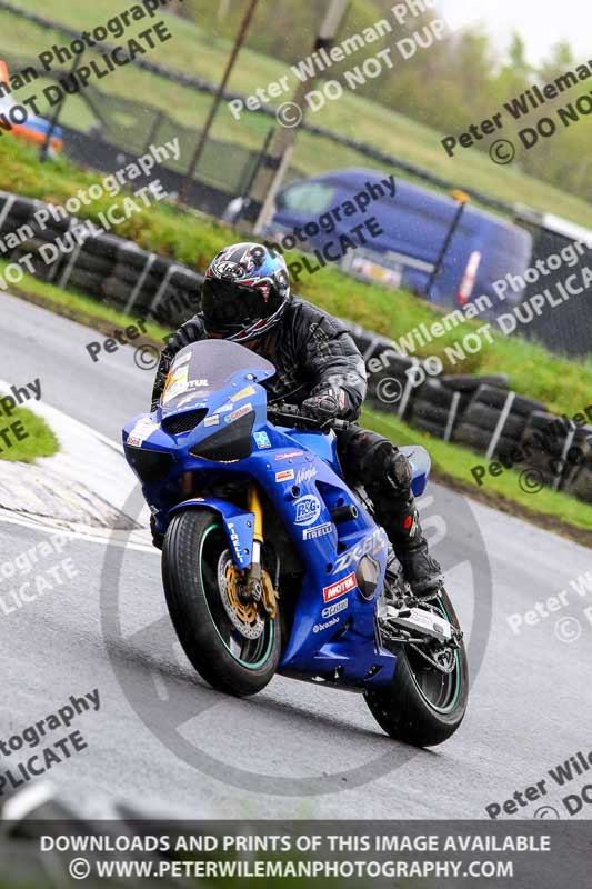 Three Sisters;Three Sisters photographs;Three Sisters trackday photographs;enduro digital images;event digital images;eventdigitalimages;lydden no limits trackday;no limits trackdays;peter wileman photography;racing digital images;trackday digital images;trackday photos