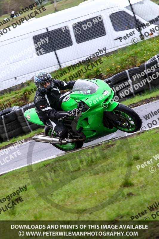 Three Sisters;Three Sisters photographs;Three Sisters trackday photographs;enduro digital images;event digital images;eventdigitalimages;lydden no limits trackday;no limits trackdays;peter wileman photography;racing digital images;trackday digital images;trackday photos