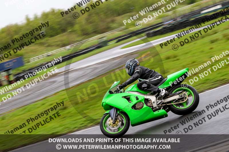 Three Sisters;Three Sisters photographs;Three Sisters trackday photographs;enduro digital images;event digital images;eventdigitalimages;lydden no limits trackday;no limits trackdays;peter wileman photography;racing digital images;trackday digital images;trackday photos