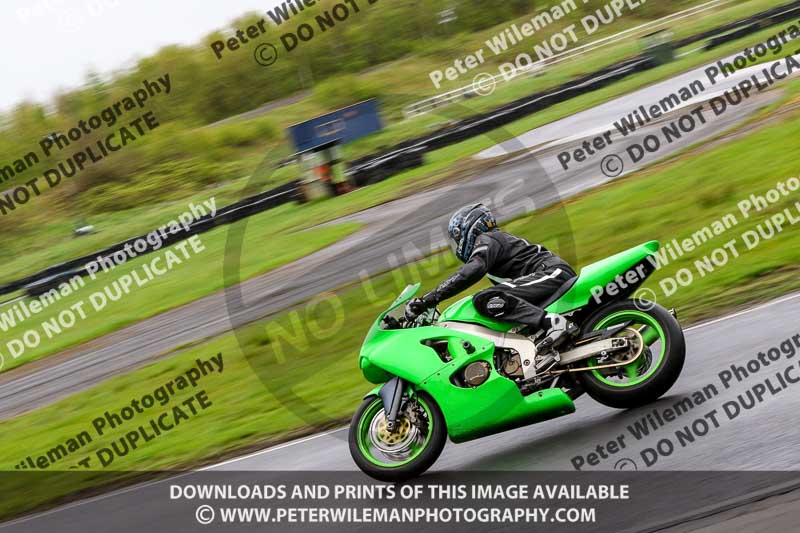 Three Sisters;Three Sisters photographs;Three Sisters trackday photographs;enduro digital images;event digital images;eventdigitalimages;lydden no limits trackday;no limits trackdays;peter wileman photography;racing digital images;trackday digital images;trackday photos