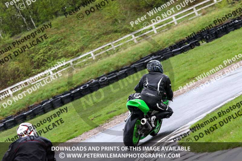 Three Sisters;Three Sisters photographs;Three Sisters trackday photographs;enduro digital images;event digital images;eventdigitalimages;lydden no limits trackday;no limits trackdays;peter wileman photography;racing digital images;trackday digital images;trackday photos